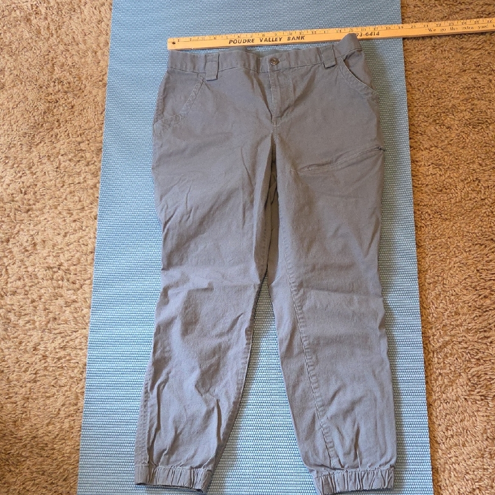 Duluth Trading Co Gray Relaxed Fit Pants